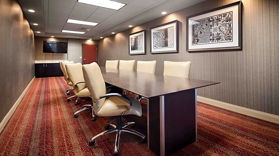 Best Western Plus Stevens County In