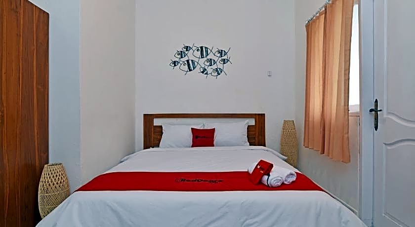 RedDoorz @ Jalan Gatot Subroto Denpasar