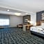 La Quinta Inn & Suites by Wyndham Manassas VA-Dulles Airport