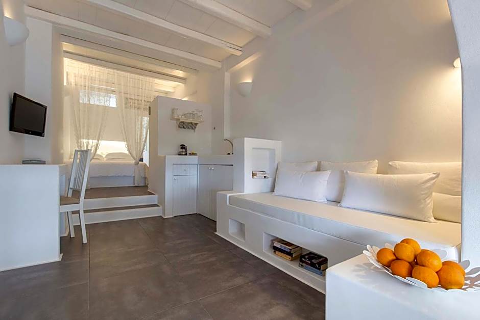 Nefeli Sunset Studios