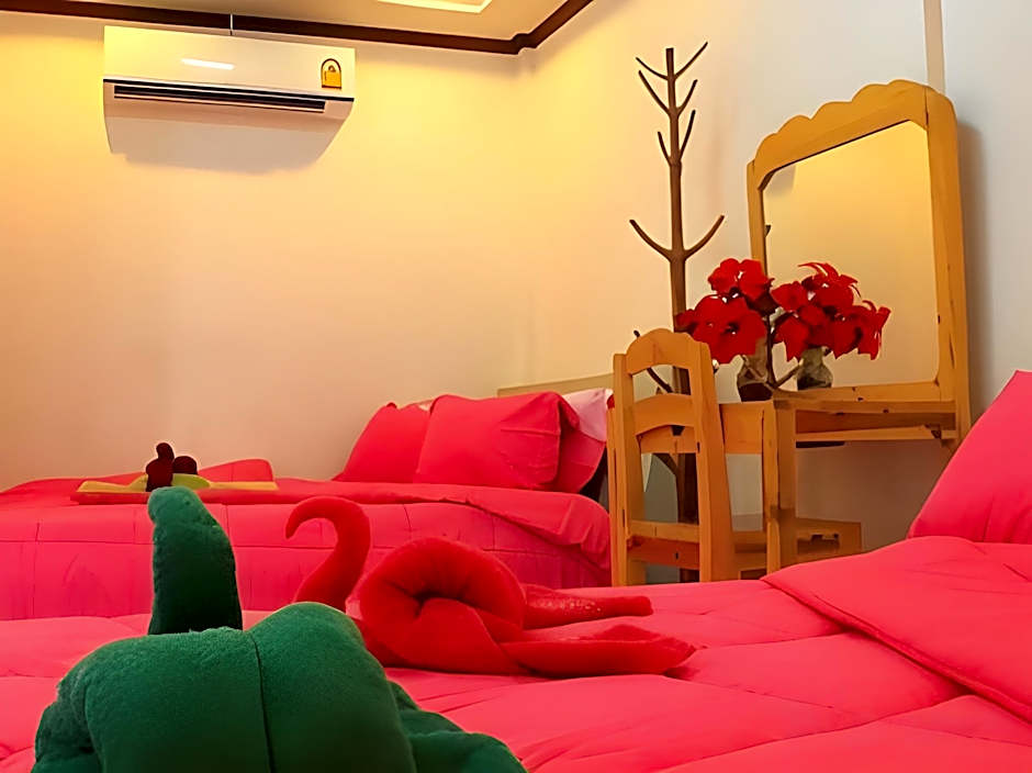 Wilailak Bungalows @ Koh Si Chang