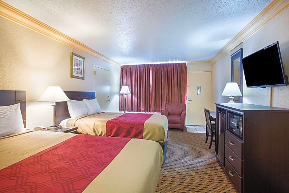 Rodeway Inn & Suites Birmingham I-59 exit 134