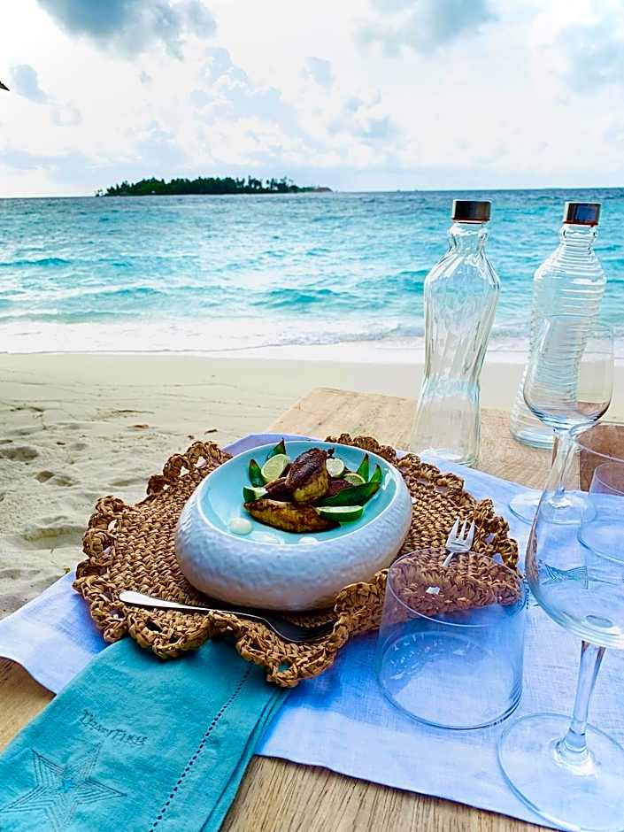 Thari Fushi Luxury Maldives -All Excursions Included -