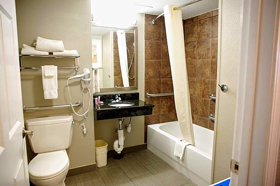 Baymont by Wyndham Effingham