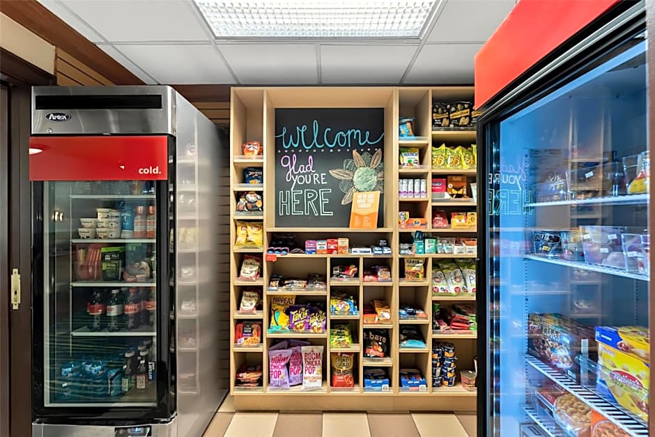 Hampton Inn By Hilton & Suites Newtown