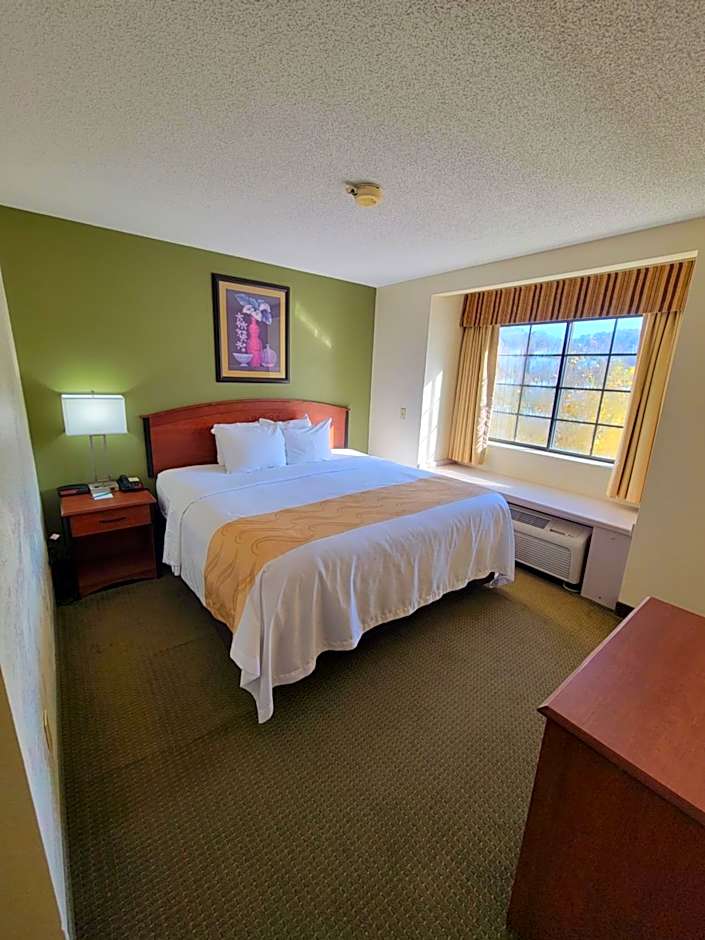 Quality Inn & Suites Prestonsburg next to Mountain Arts Center