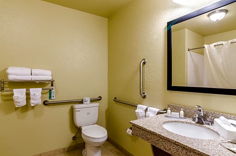 Cobblestone Inn & Suites-Kersey