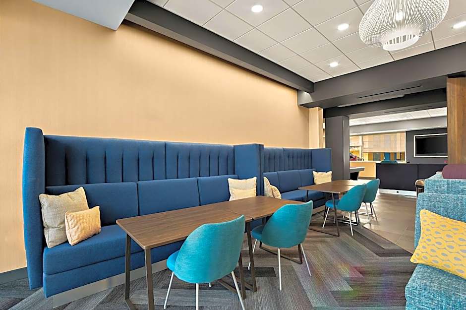 Tru by Hilton Santee