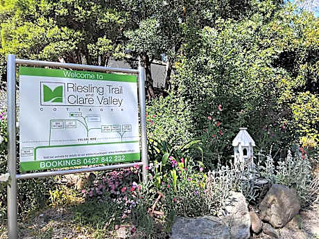 Riesling Trail and Clare Valley Cottages