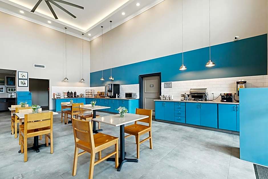 Country Inn & Suites by Radisson, Covington, LA