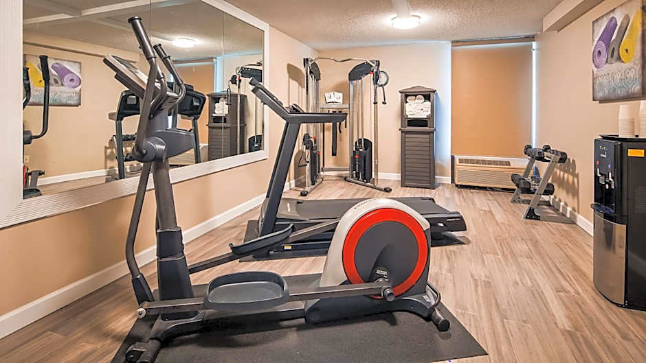 Best Western Plus Yadkin Valley Inn & Suites