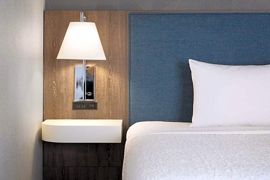 Hampton Inn By Hilton Napanee