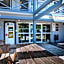 B&B HOTEL CHATEAUROUX Aéroport
