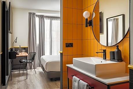 Double Room with Terrace