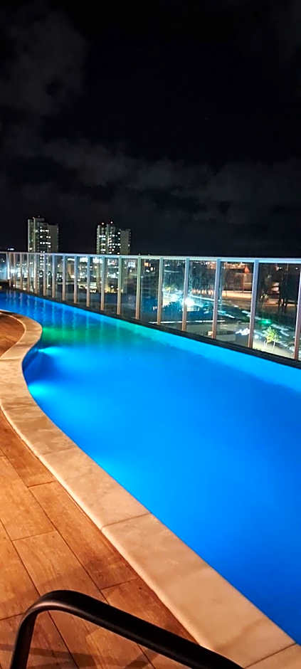 Rn studio Premium AP 116, WI-FI, piscina, TV 43, 30m do mar