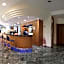 City Hotel & Suites