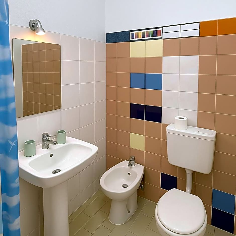 Lagos Central Suite DBV Guesthouse