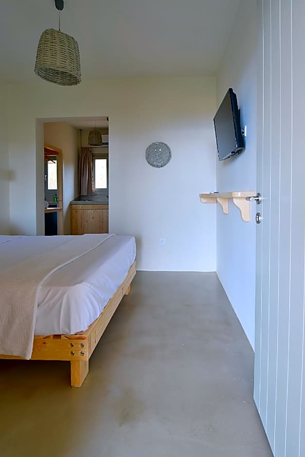 Rooster Guesthouse Rooms