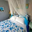 Searenity, Waterside studio in the heart of Treasure Island, walk to beach