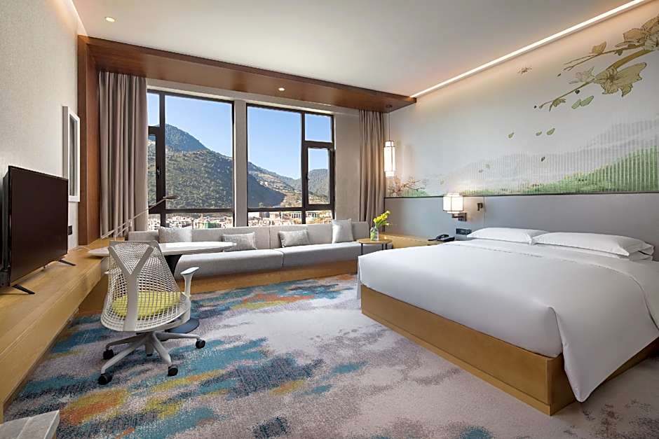 Hilton Garden Inn Nujiang