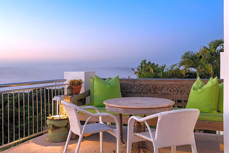 Nakai Beach Homestay