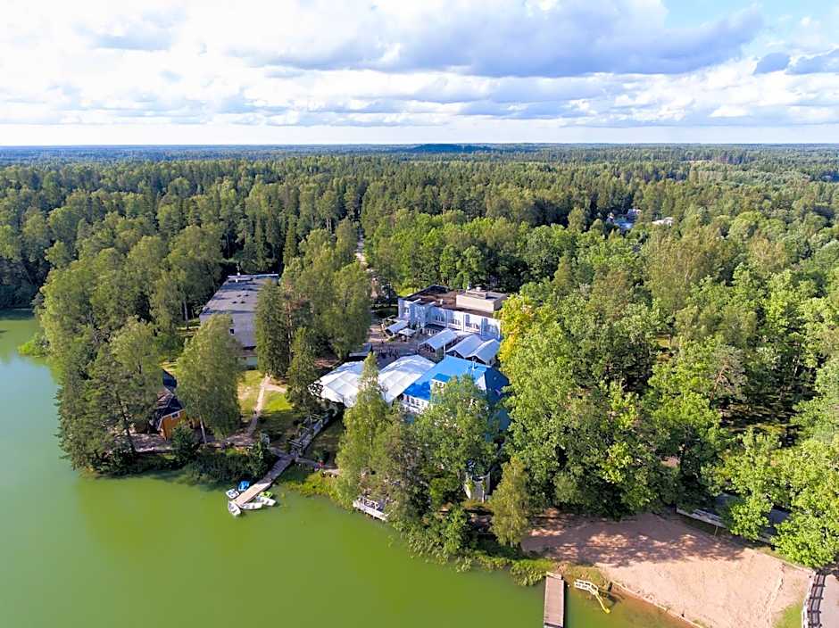Nelijärve Holiday Centre
