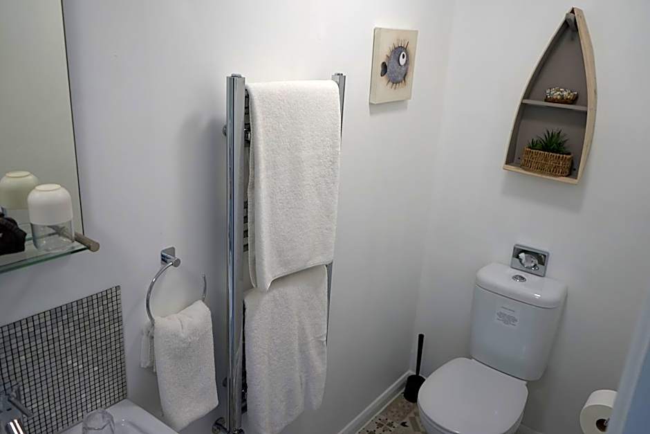 Lundie View B & B