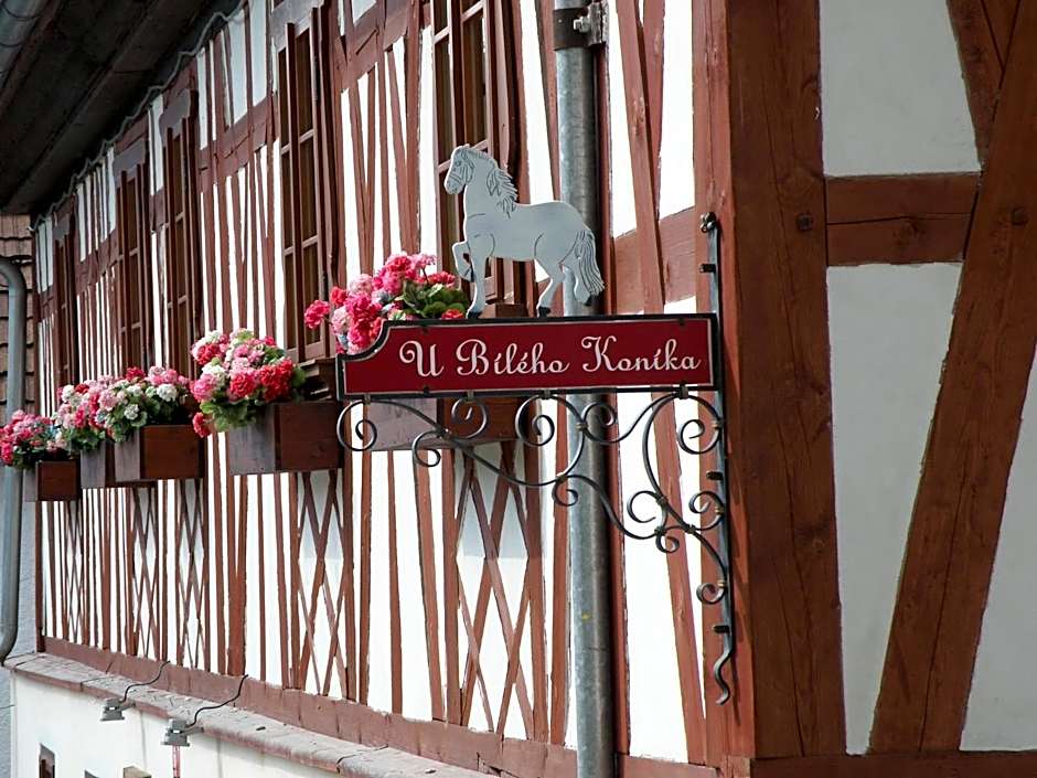 U Bílého koníka