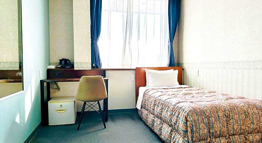 Station Business Hotel Tenshukaku Hitoyoshi