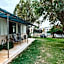 Dongara Hotel Motel