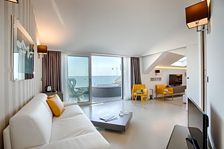 Suite with Sea View