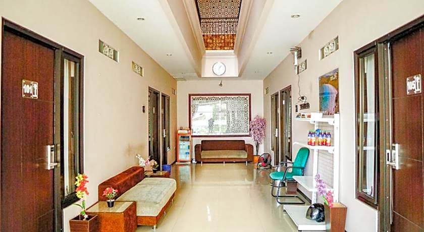 Audah Syariah Residence Mitra RedDoorz