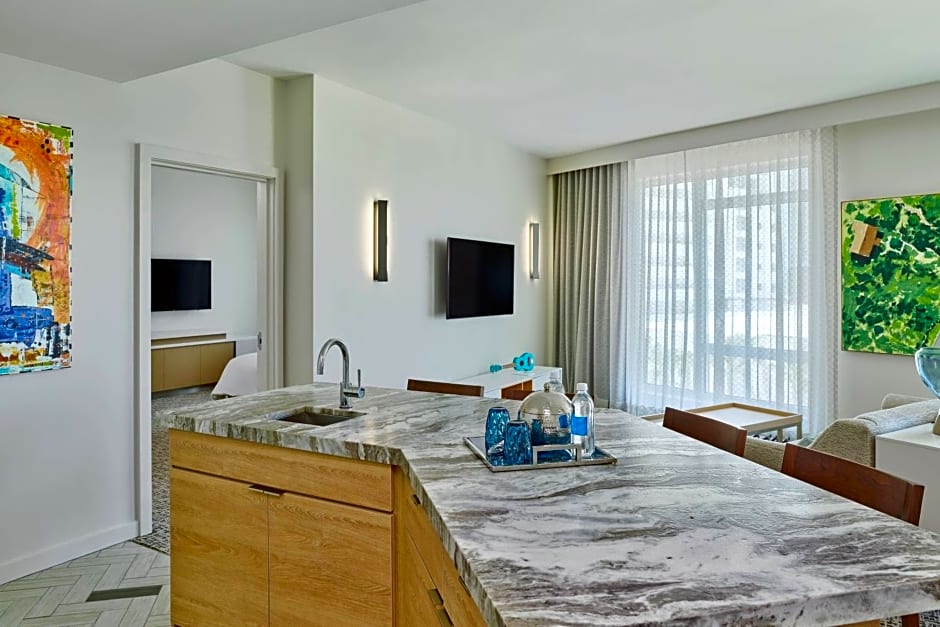 Art Ovation Hotel, Autograph Collection