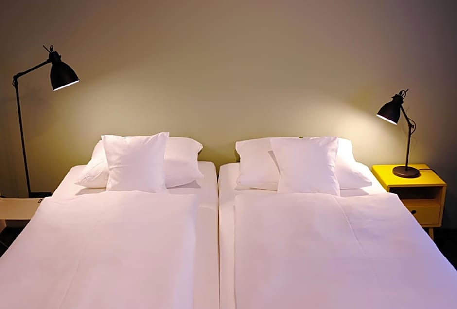 Hotel Zugbrücke Grenzau GmbH
