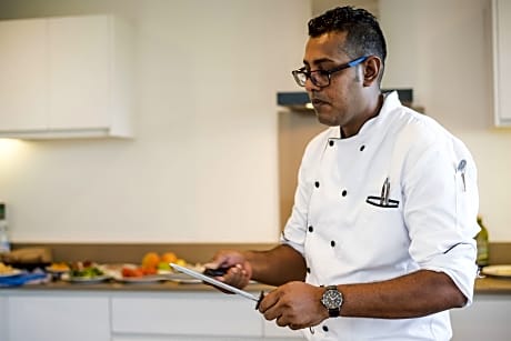 Leora Beach by horizon holidays