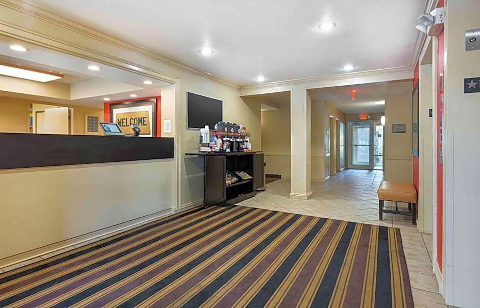 Extended Stay America Suites - Newark - Woodbridge
