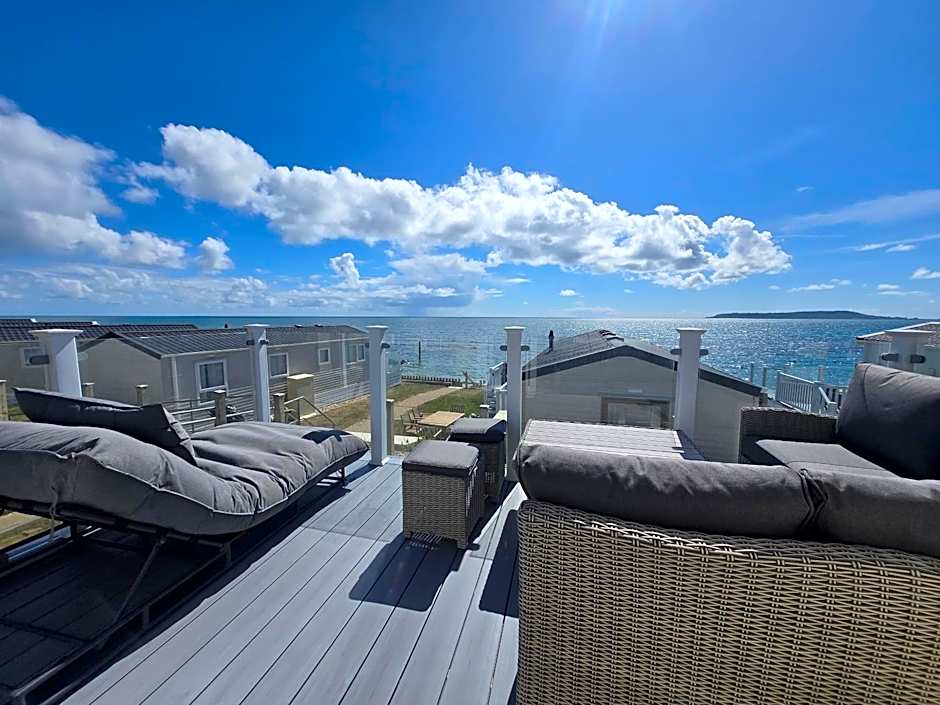 Regal Beachside pitch 22 Creek Caravan Park, dog friendly
