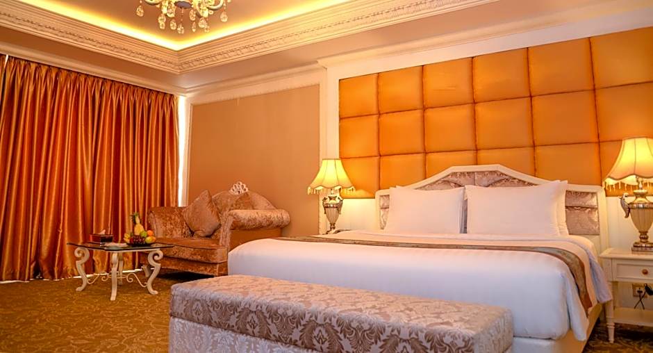 The Grand Kandyan Hotel