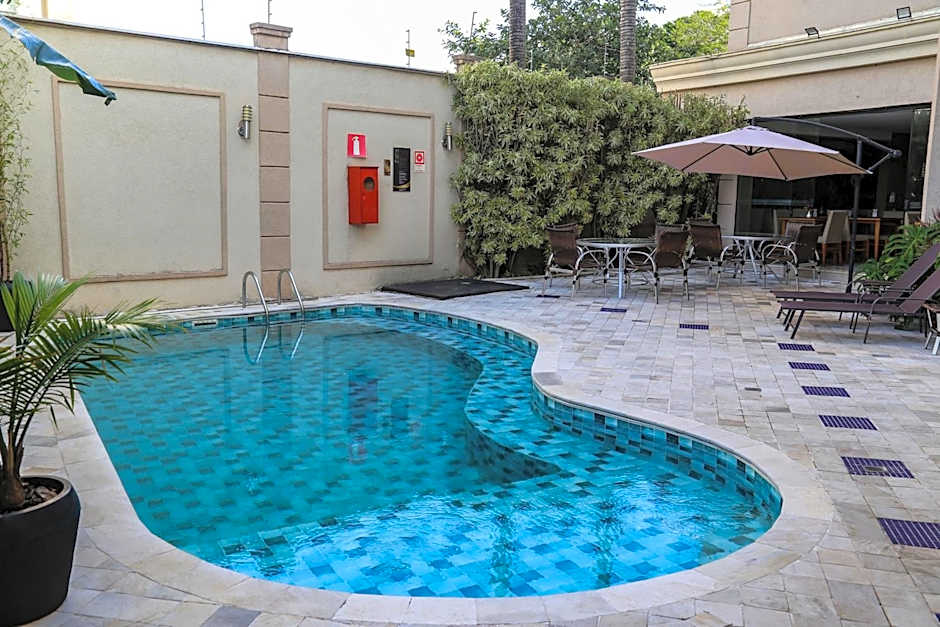 Class Hotel Guaxupé