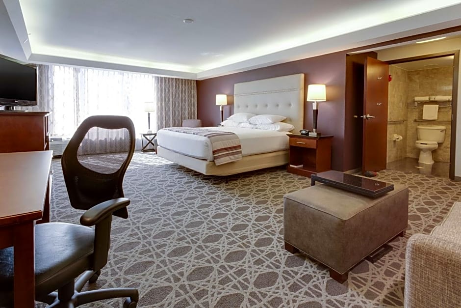 Drury Inn & Suites Overland Park