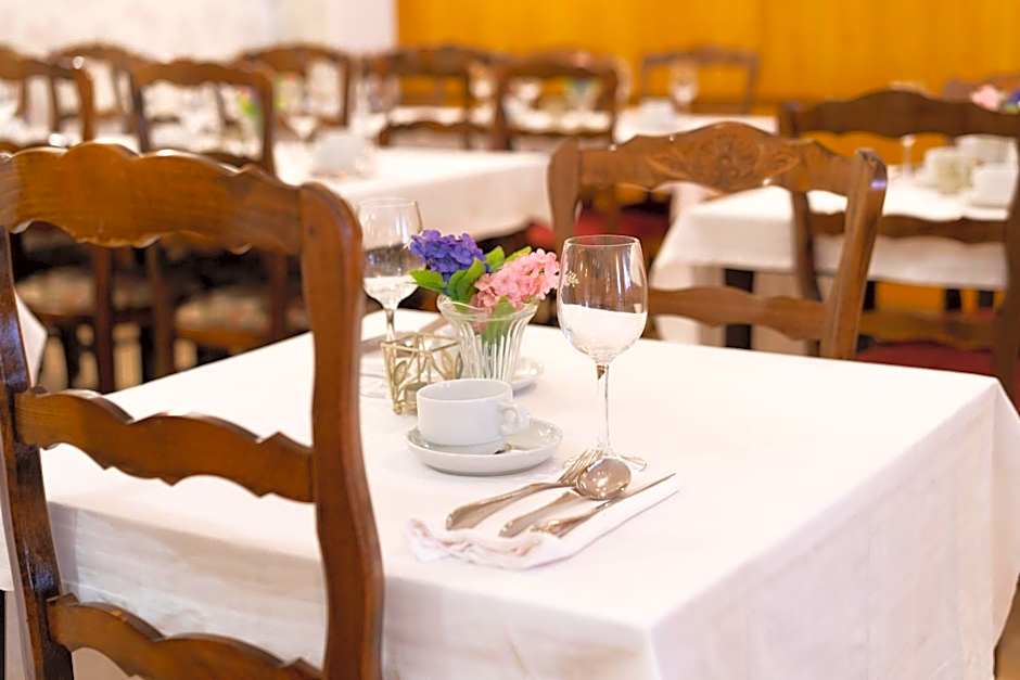 Céline hôtel le miridan