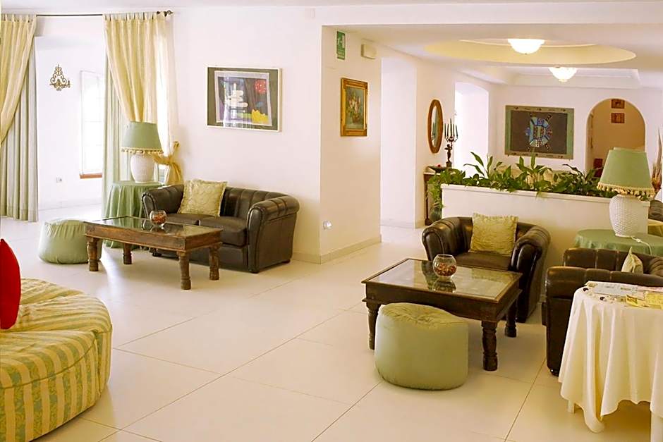Hotel La Scogliera