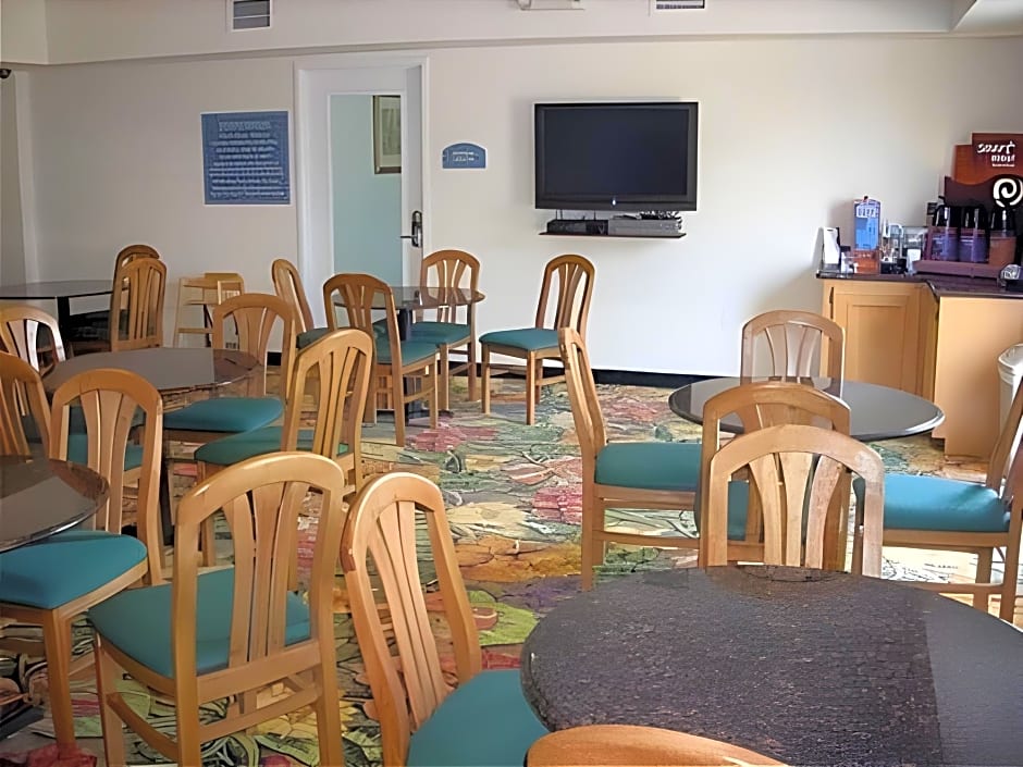 Holiday Inn Express Hotel & Suites Columbus By IHG