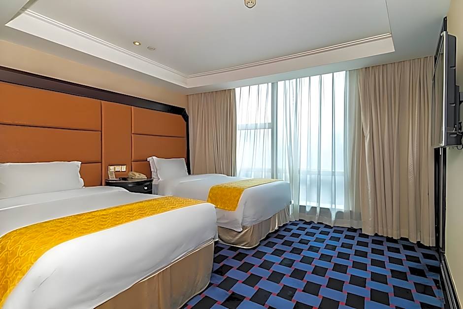 Royal Mediterranean Hotel