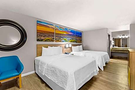 Queen Room with Two Queen Beds - Non-Smoking