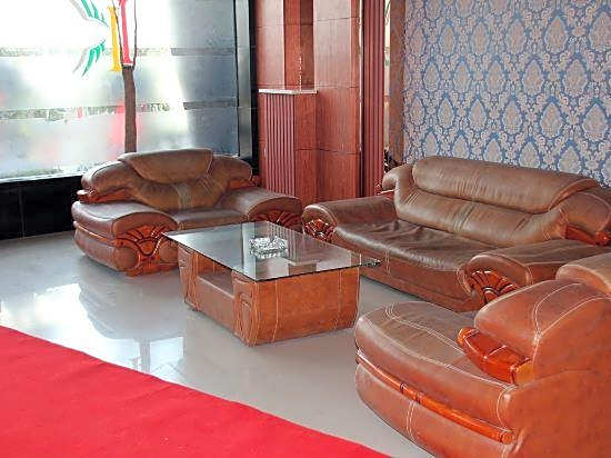 Qiha Hotel (Cixi Zhangqi Shop)