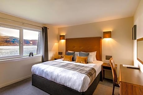 Superior Double Room with Loch View