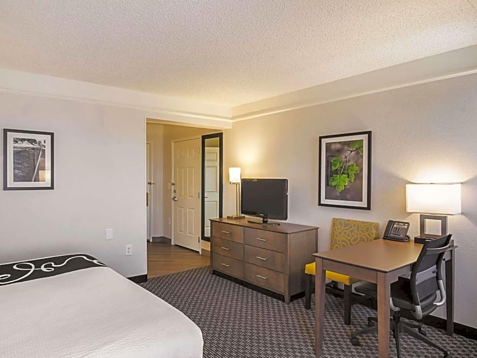 La Quinta Inn & Suites by Wyndham Denver Tech Center