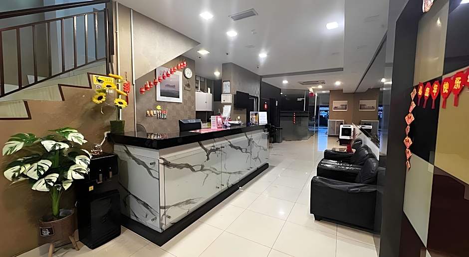 Signature Hotel