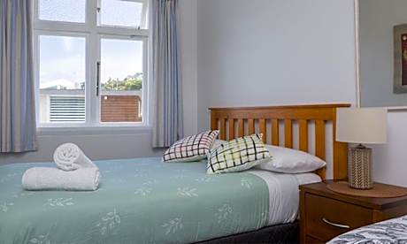 Twin Room with Shared Bathroom